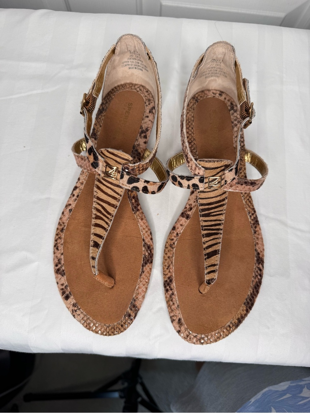 Sherry Women's Animal Print T-Strap Sandals - Tan
